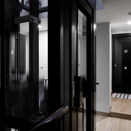 Habitat Apartments Latina Мадрид Экстерьер фото