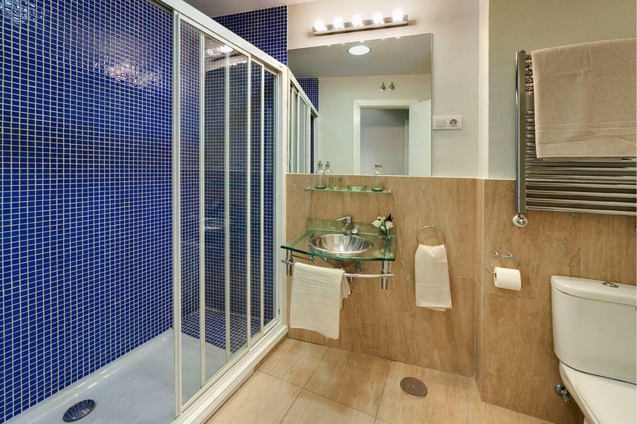 Habitat Apartments Latina Мадрид Экстерьер фото